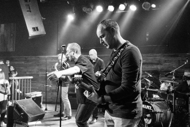 from left to right: Thomas, Robert, Ralph and Armin on stage / Jens is on the very left - hard to see behind the drums